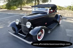 1932  Ford Custom